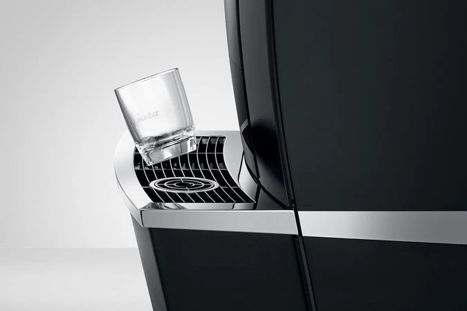 Jura Giga X8c G2 Superautomatic Espresso Machine - Aluminum Black Tea